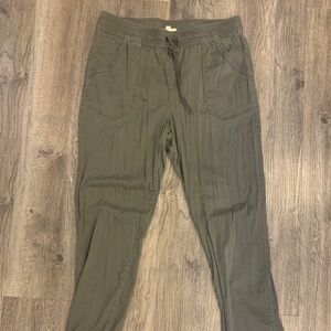 Jolt Green Pants